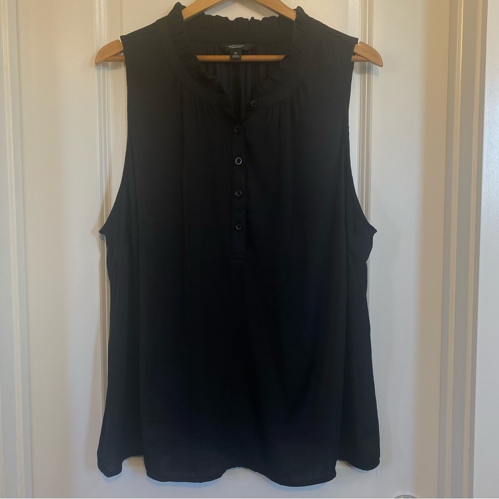 Simply Vera Wang satiny, button down, ruffle neck tank top. Size 1x